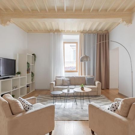 Iflat Navona White And Stylish Apartment โรม ภายนอก รูปภาพ