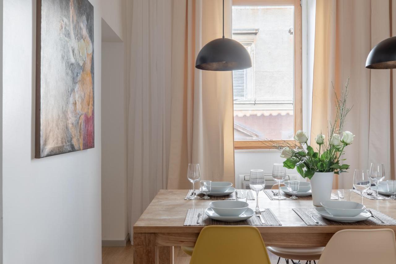 Iflat Navona White And Stylish Apartment โรม ภายนอก รูปภาพ