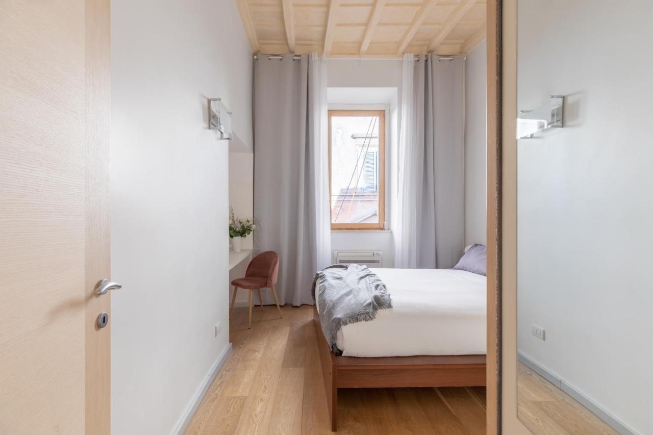 Iflat Navona White And Stylish Apartment โรม ภายนอก รูปภาพ